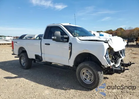 2024 Ford F350 Super Duty z USA, uszkodzony, nr VIN 1FTRF3BA6RED24177